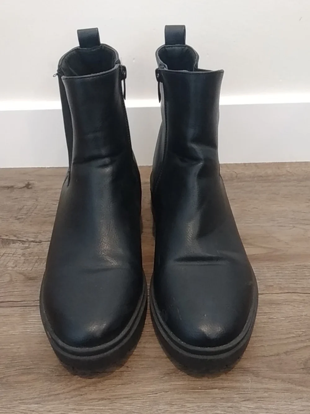 Black Chelsea Platform Ankle Boots, Booties Made In Italy - Women Size 8.5M